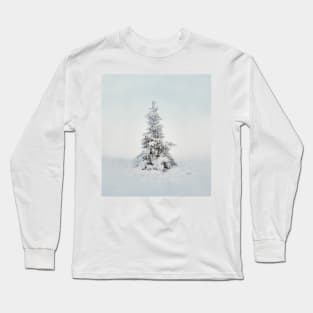 Frosty tree on a foggy day Long Sleeve T-Shirt